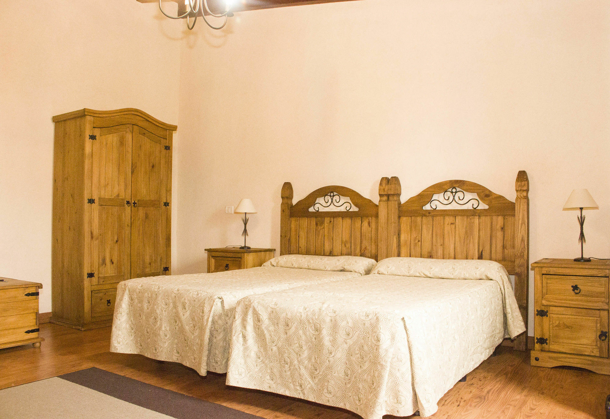 Casa Rural La Tanquera Лос Реалехос Екстериор снимка